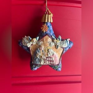 JIM SHORE Heartwood
Creek Nativity Scene Star
Shaped ORNAMENT
Christmas Angels